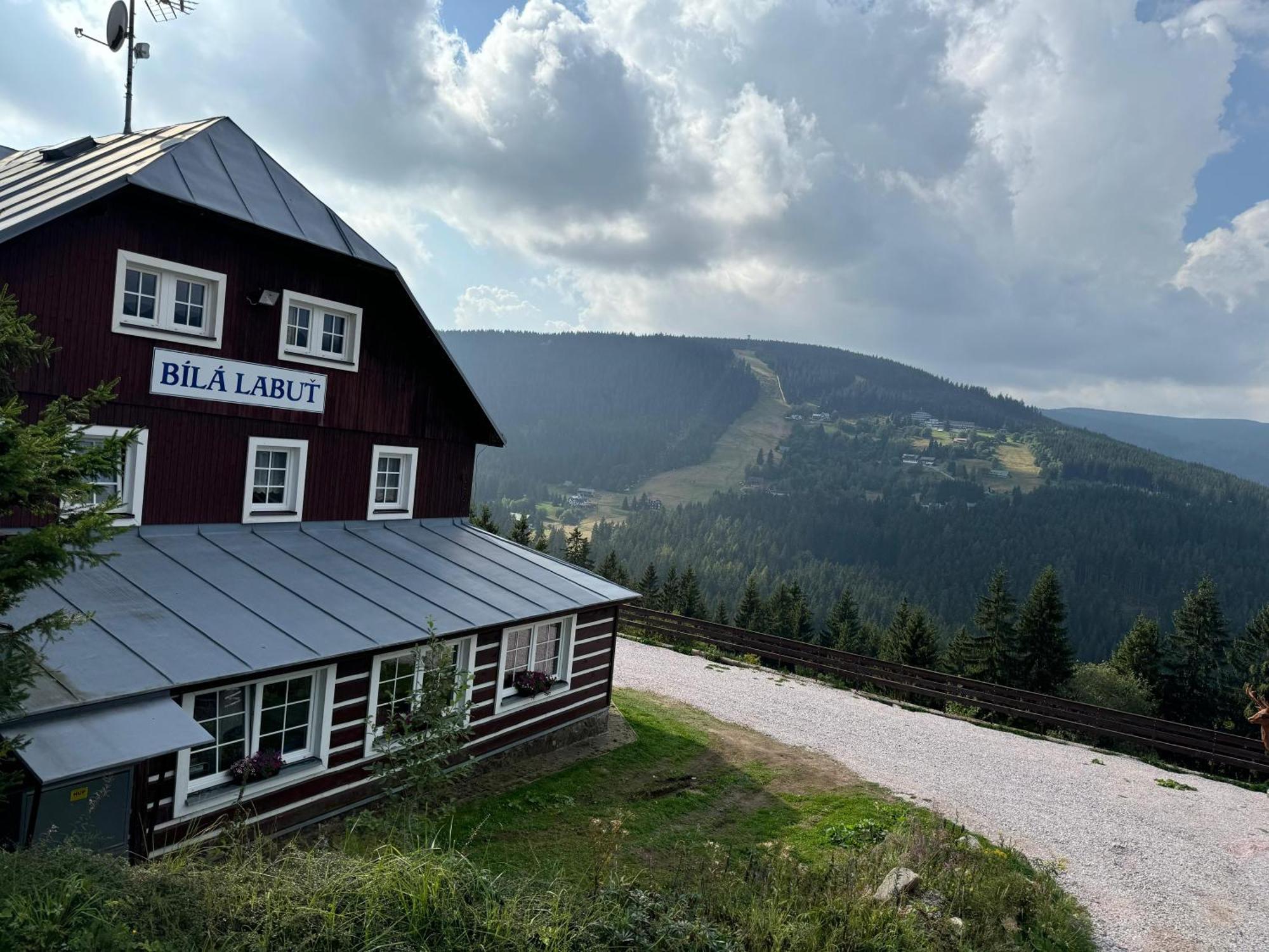 Bila Labut Horsky Hotylek Hotel Pec pod Snezkou Exterior foto