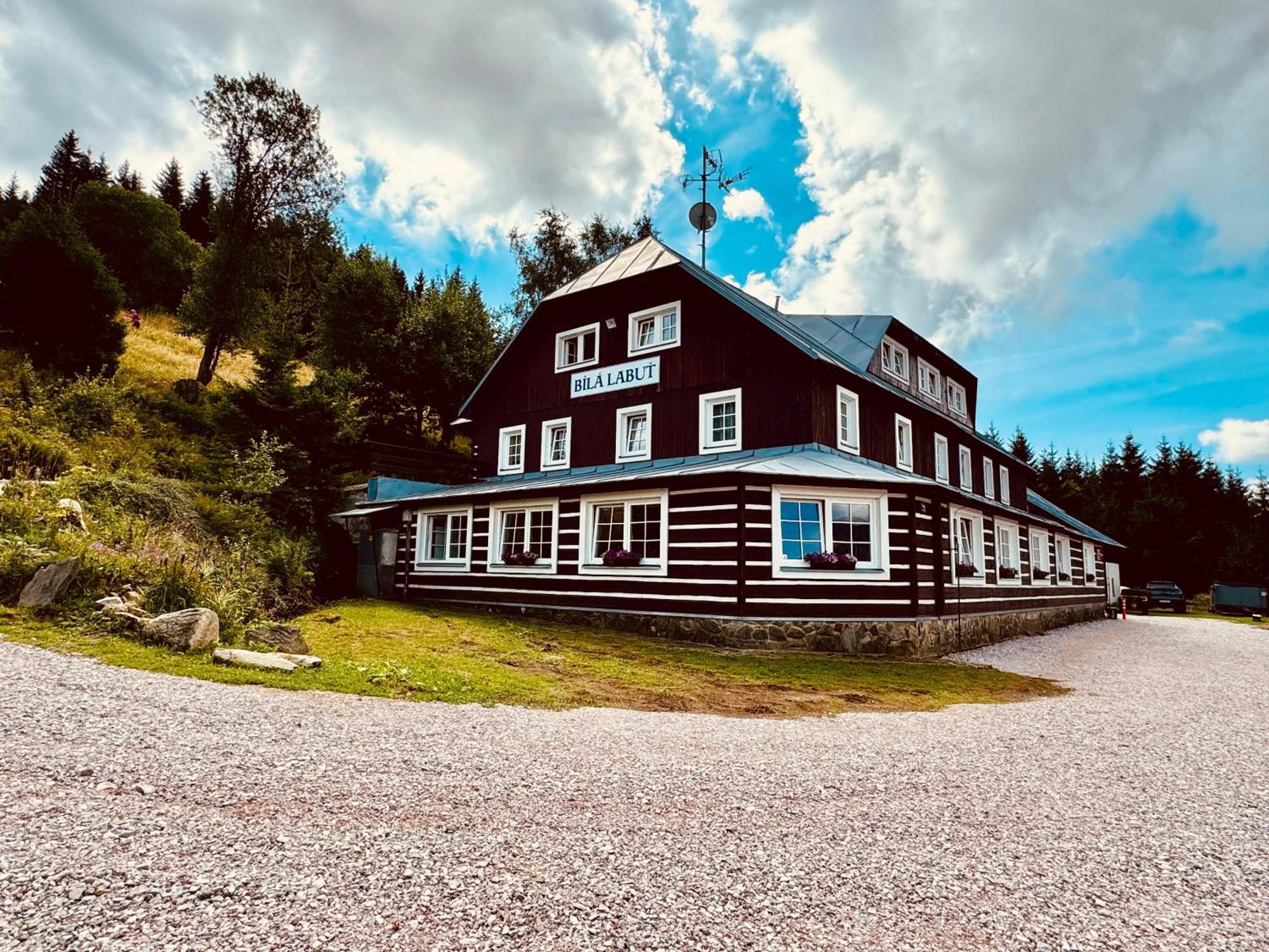 Bila Labut Horsky Hotylek Hotel Pec pod Snezkou Exterior foto