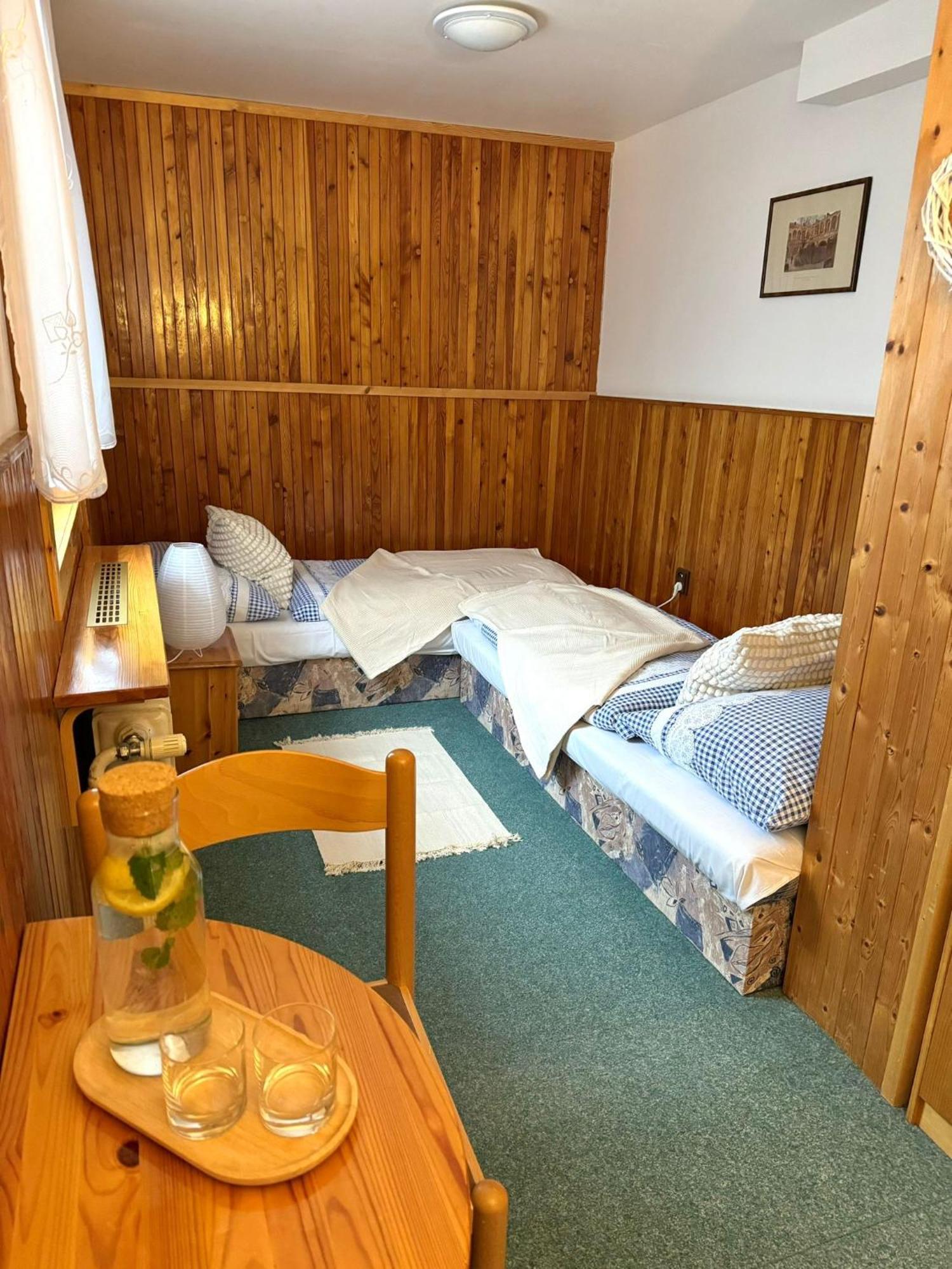 Bila Labut Horsky Hotylek Hotel Pec pod Snezkou Cameră foto